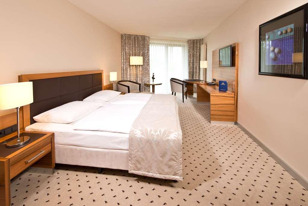 Maritim Hotel Bad Homburg Бад Хомбург фор дер Хьое Стая снимка