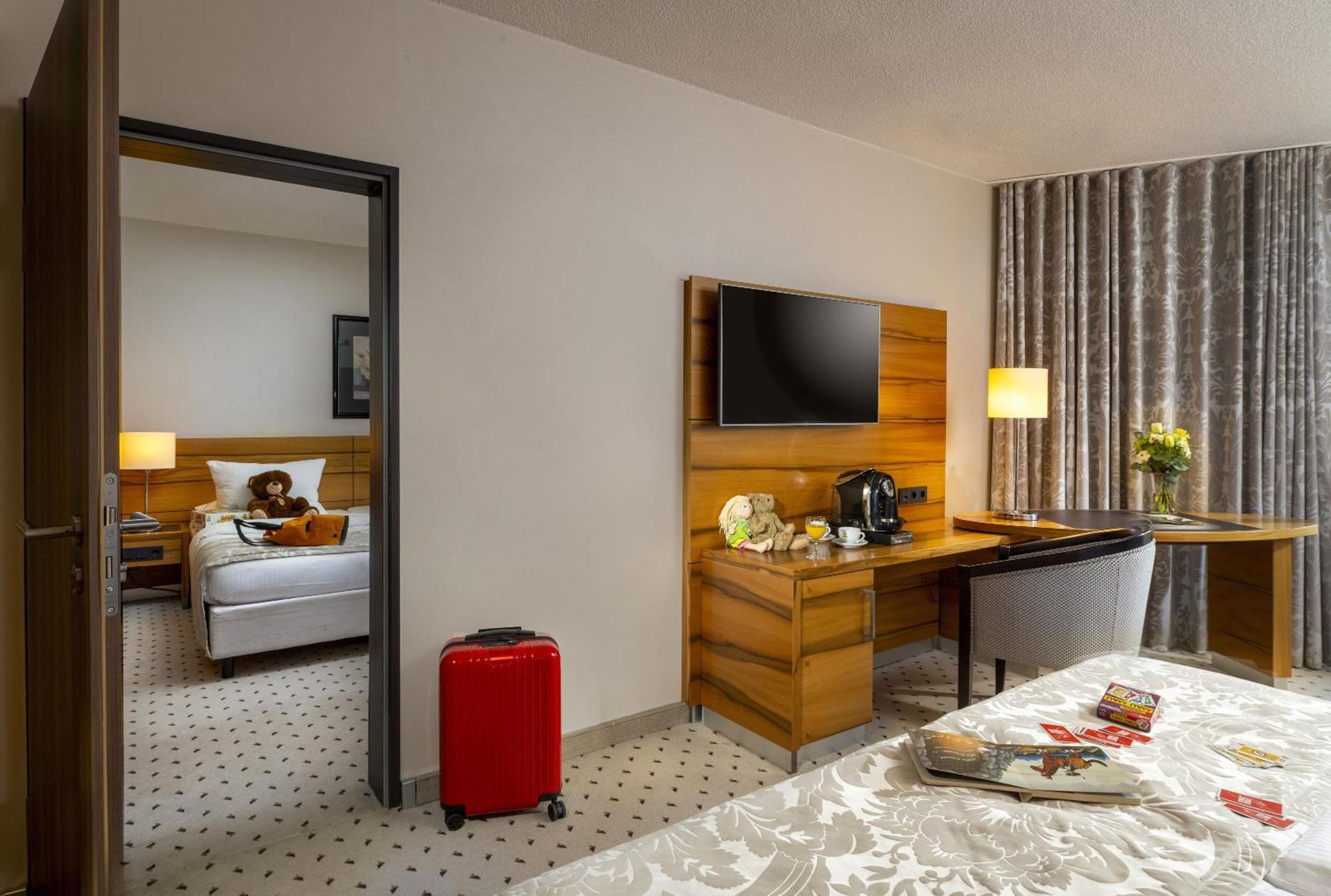 Maritim Hotel Bad Homburg Бад Хомбург фор дер Хьое Екстериор снимка
