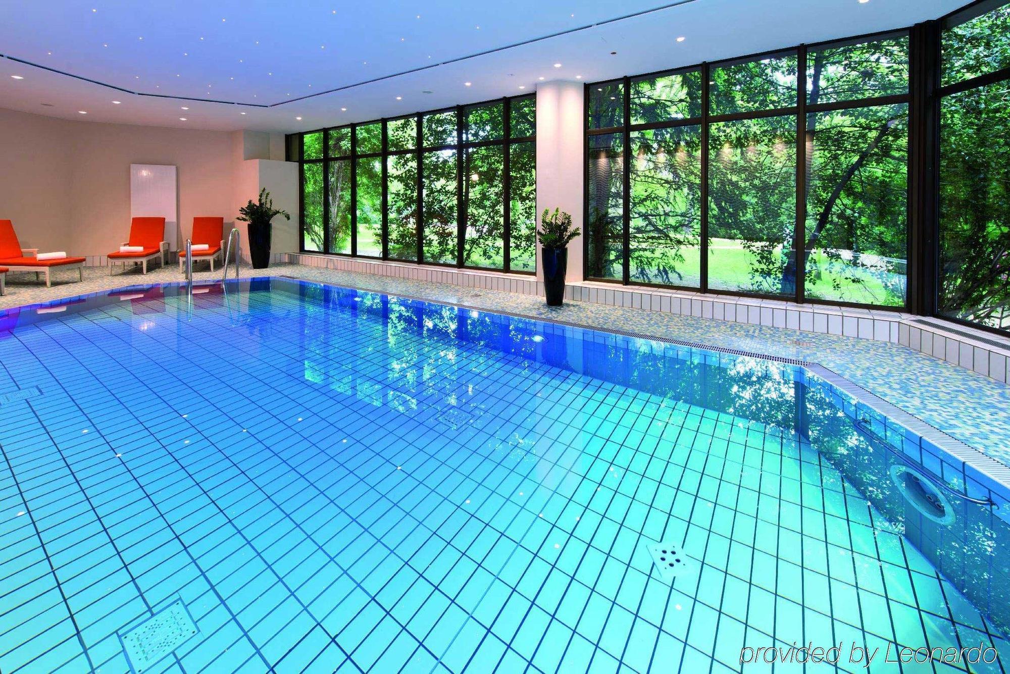 Maritim Hotel Bad Homburg Бад Хомбург фор дер Хьое Екстериор снимка