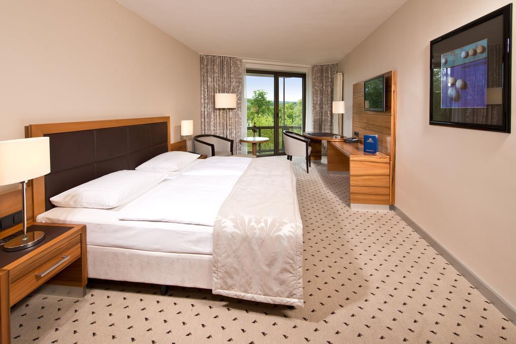 Maritim Hotel Bad Homburg Бад Хомбург фор дер Хьое Стая снимка
