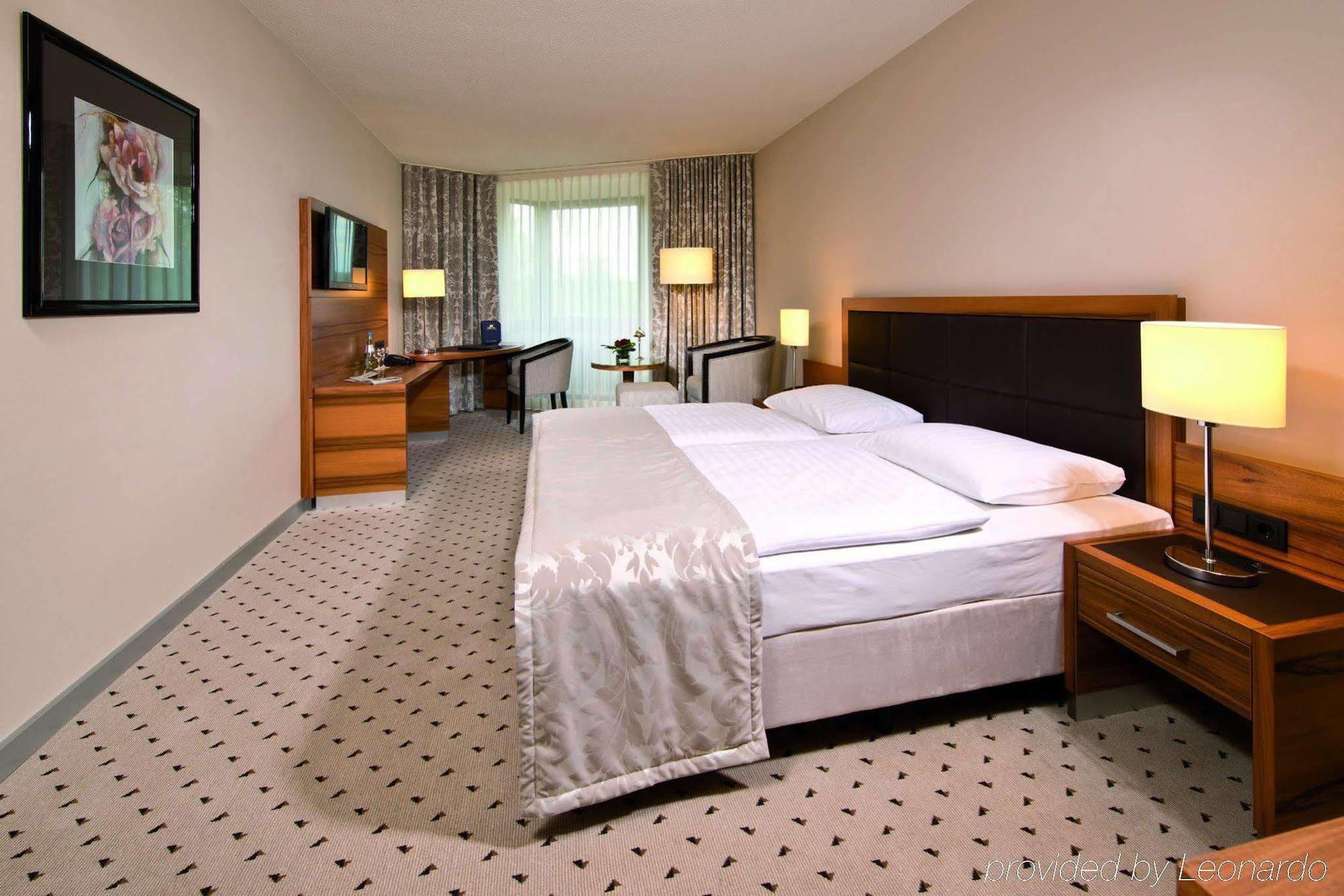 Maritim Hotel Bad Homburg Бад Хомбург фор дер Хьое Екстериор снимка
